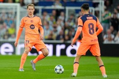 哈萨克斯坦教头深情致敬哈维·阿隆索：足球智慧与执教哲学的传承